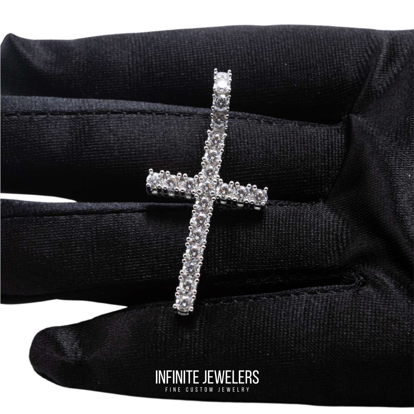 VVS Moissanite Cross Pendant - Infinite Jewelers