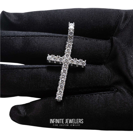 VVS Moissanite Cross Pendant - Infinite Jewelers
